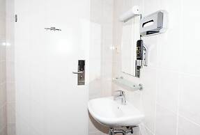 Amsterdam Teleport Hotel