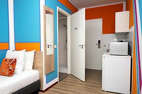 Amsterdam Teleport Hotel
