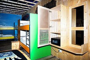 Amsterdam Teleport Hotel