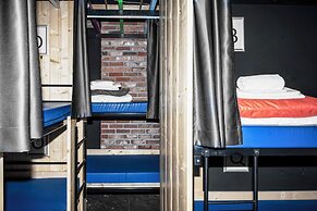 Amsterdam Teleport Hotel