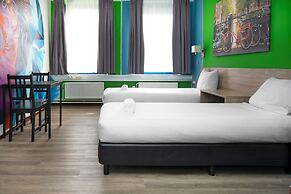 Amsterdam Teleport Hotel