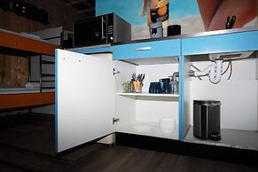 Amsterdam Teleport Hotel