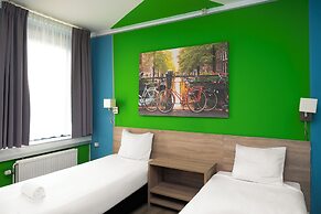 Amsterdam Teleport Hotel