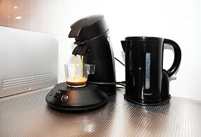 Amsterdam Teleport Hotel