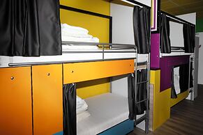 Amsterdam Teleport Hotel