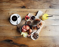 Amsterdam Teleport Hotel