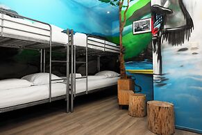 Amsterdam Teleport Hotel