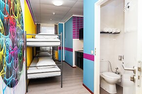 Amsterdam Teleport Hotel