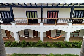 Hotel Sansiraka Suites By GEH Suites