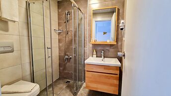 Letstay Hotel - Adults Only