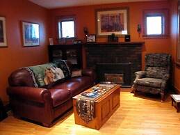 Susan's Sanctuary Bed & Breakfast