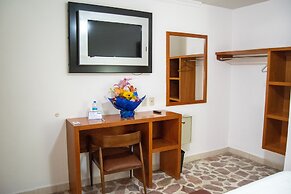 Hotel River Poliforum