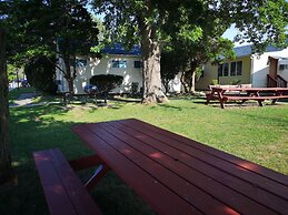 Baywatch Hotel & Marina