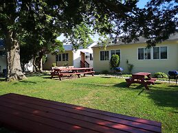 Baywatch Hotel & Marina