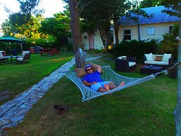 Baywatch Hotel & Marina