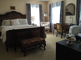 Williston Village Inn