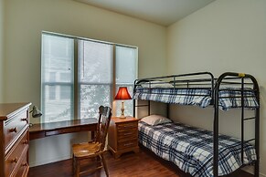 Maple Leaf Manor Suites
