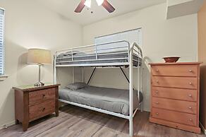 Maple Leaf Manor Suites