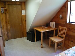 Smoky Bear Ranch Bed & Breakfast & Cabins