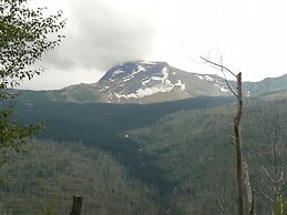 Smoky Bear Ranch Bed & Breakfast & Cabins