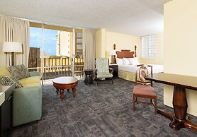 Ohia Waikiki Studio Suites
