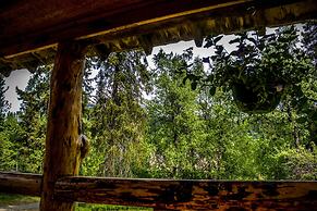 Midnight Sun Log Cabins