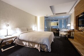 Kapok Hotel & Resorts