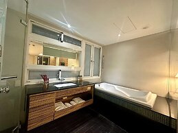 Kapok Hotel & Resorts