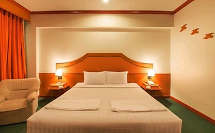 Thepnakorn Hotel
