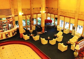 Thepnakorn Hotel