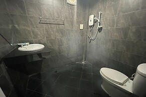 Phuket Airport Villa