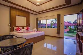 Phuket Airport Villa