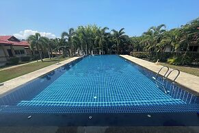 Phuket Airport Villa