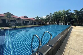 Phuket Airport Villa