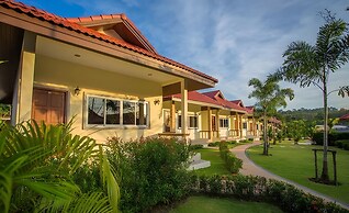 Phuket Airport Villa