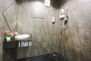 Phuket Airport Villa