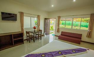 Phuket Airport Villa