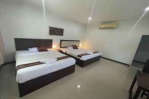 Phuket Airport Villa