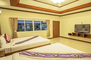 Phuket Airport Villa