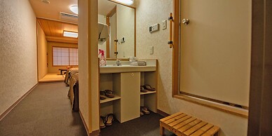 Yudanaka Ryokan Hakura