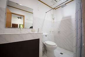 Deparis Beach Resort