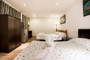 Deparis Beach Resort