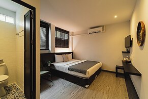 Tim Mansion