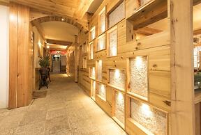 Whispering Inn by Vivaan