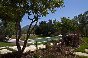 Athermigo Boutique Estate