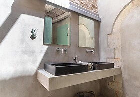 Athermigo Boutique Estate