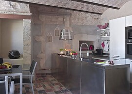 Athermigo Boutique Estate