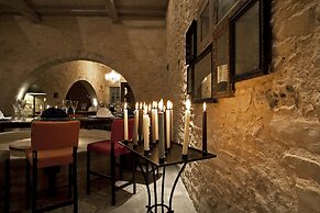 Athermigo Boutique Estate