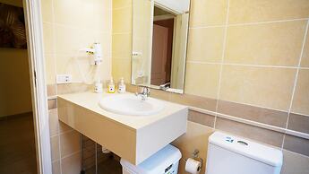 Coral Los Silos - Your Natural Accommodation Choice