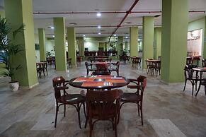 Apartamentos Pirámides